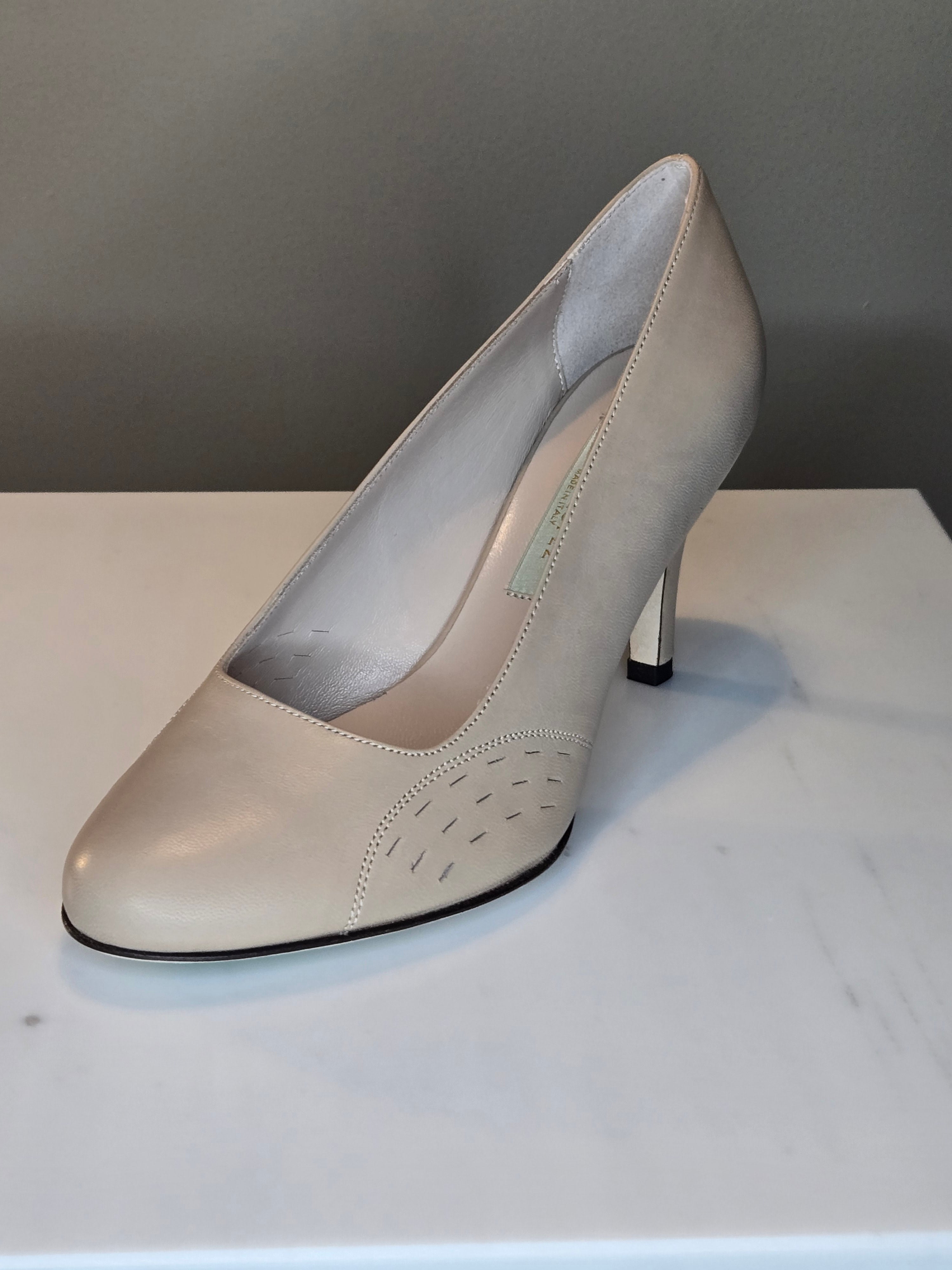 Kate - Classic Pumps